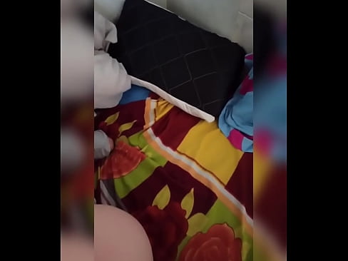 ❤️ 我的室友一個人呆在家裡，因為她的丈夫去度假了，我趁機操她，給她灌奶 性愛視頻 在我們